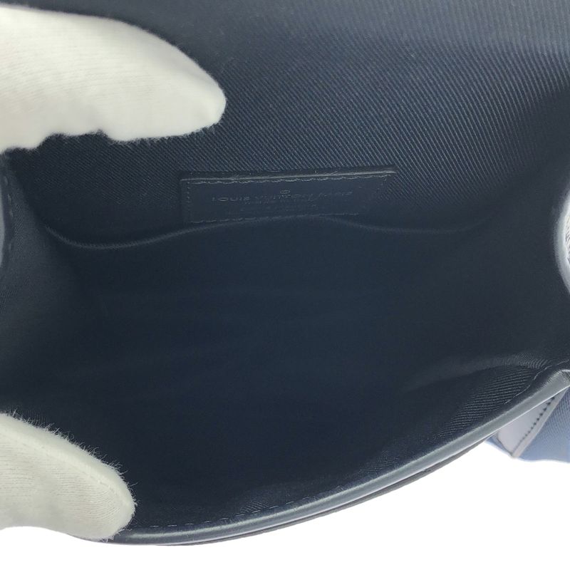 Louis Vuitton Monogram Savannah Messenger BB Shoulder Bag Navy — view 5