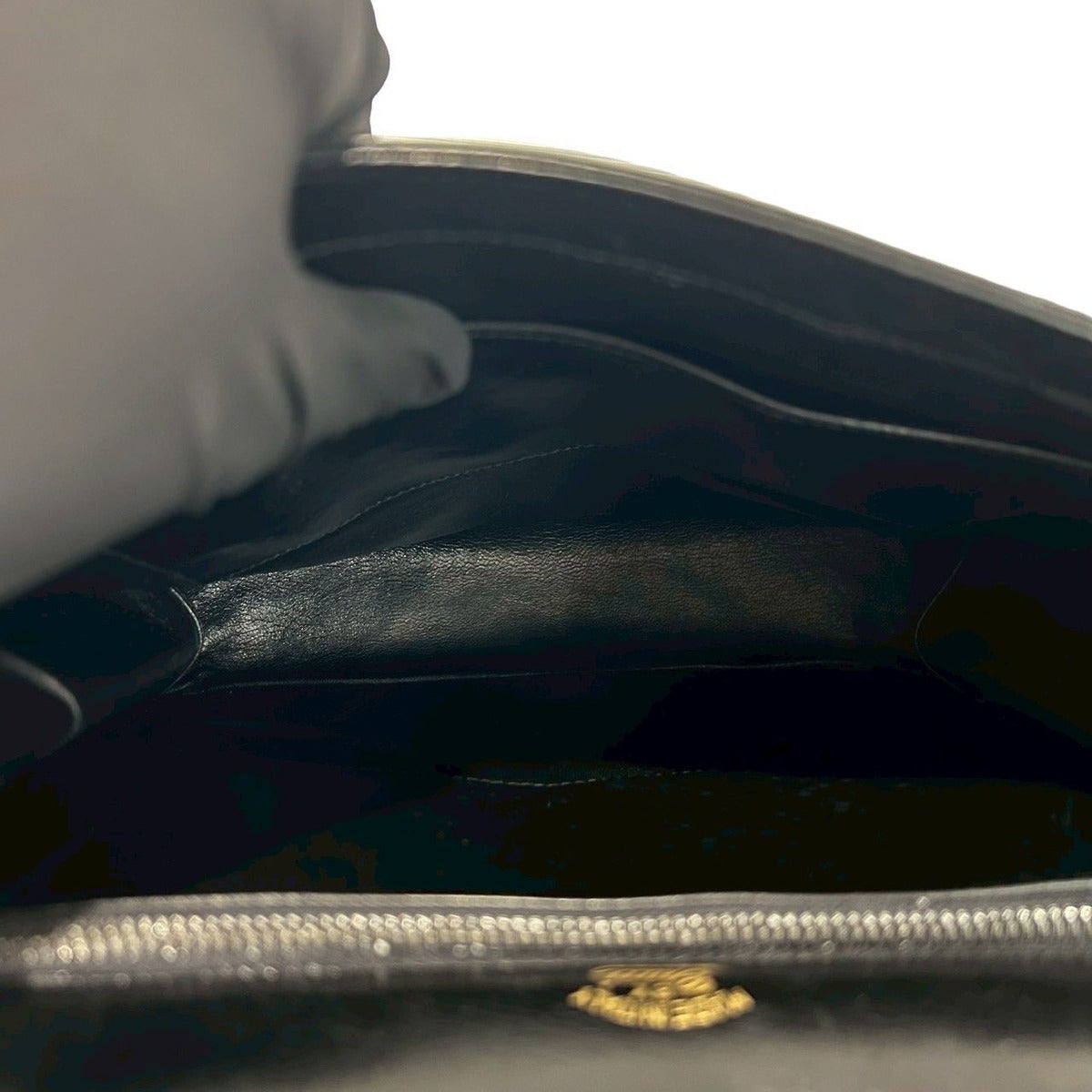 Gucci Vintage Logo Motif Leather — view 9