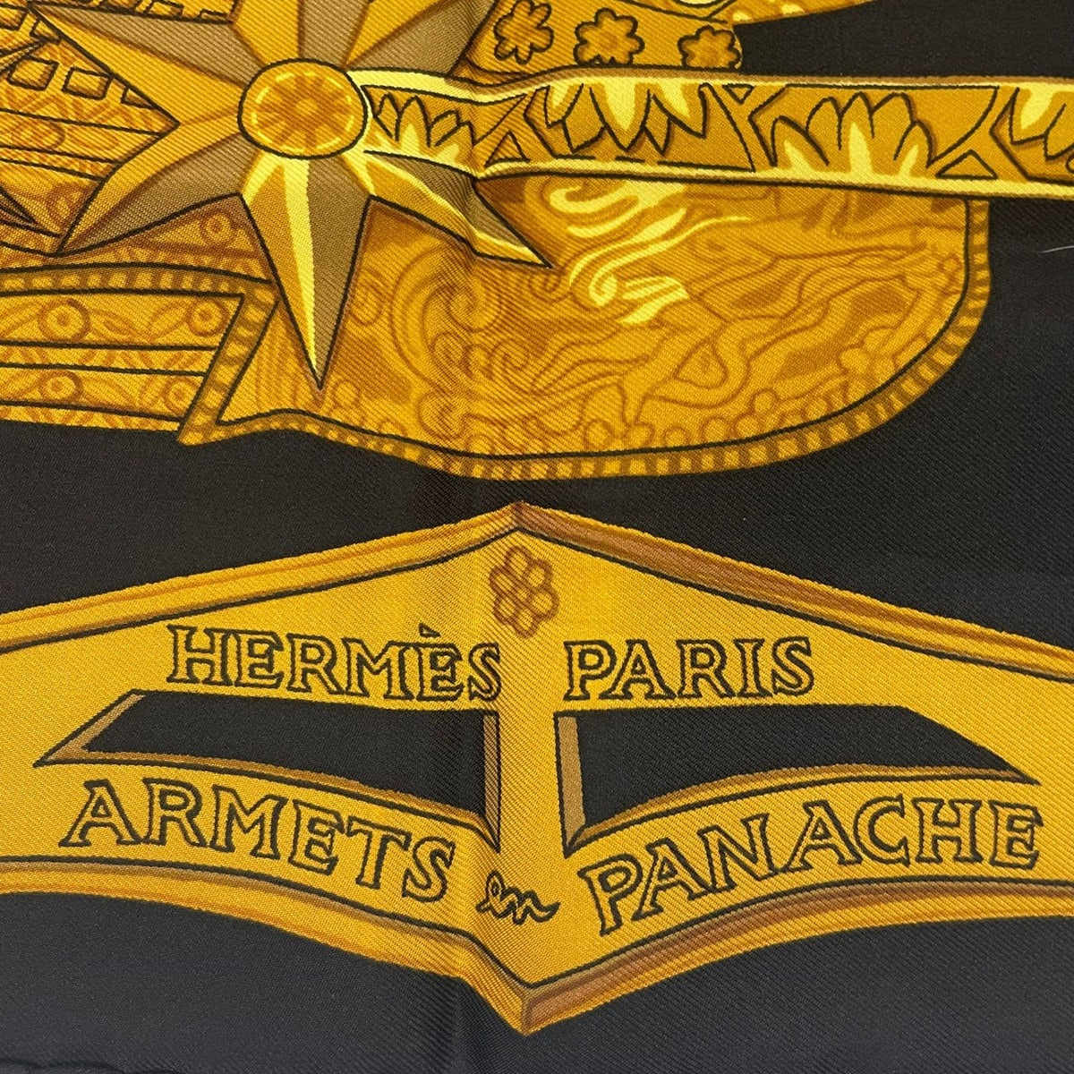 Hermes Scarf Silk Carre 90 Armets en Panache Feathered Cavalry Helmet Black — view 6