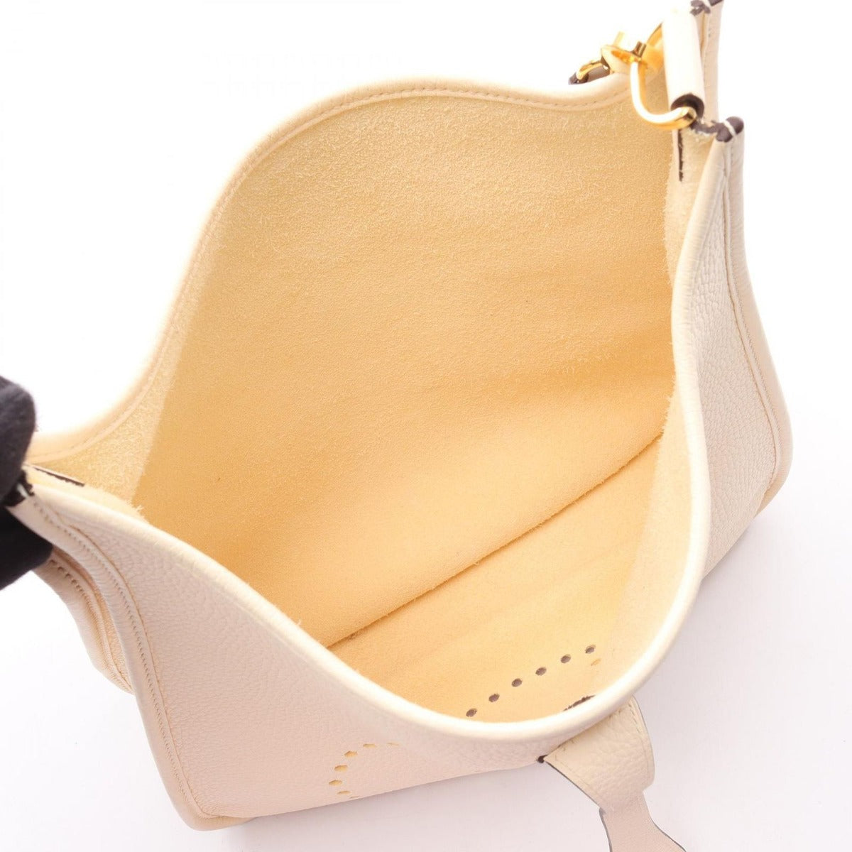 Hermes Shoulder Bag Evelyne 3 Trois PM Nata Etoupe Leather Ivory — view 3