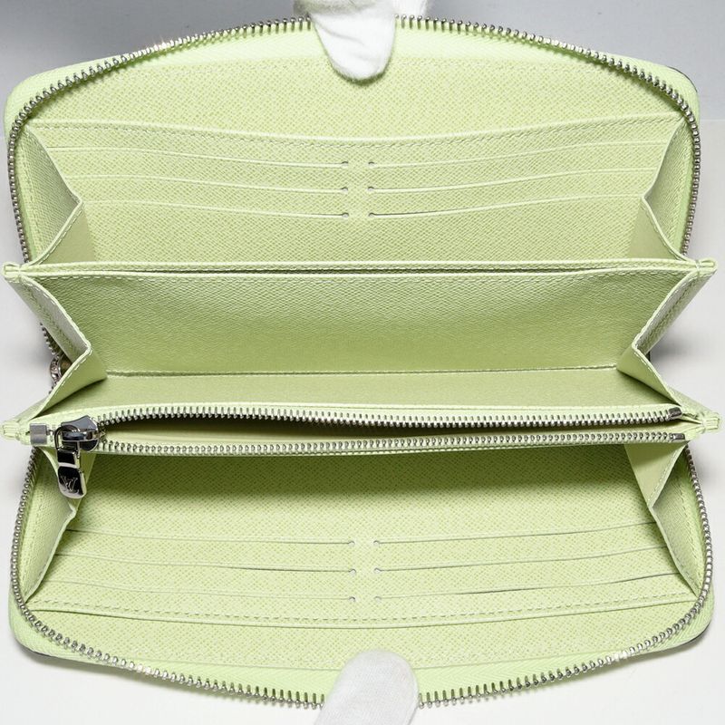 Louis Vuitton Round Zipper Long Wallet With Coin Purse Epi Vert Noto Zippy — view 3