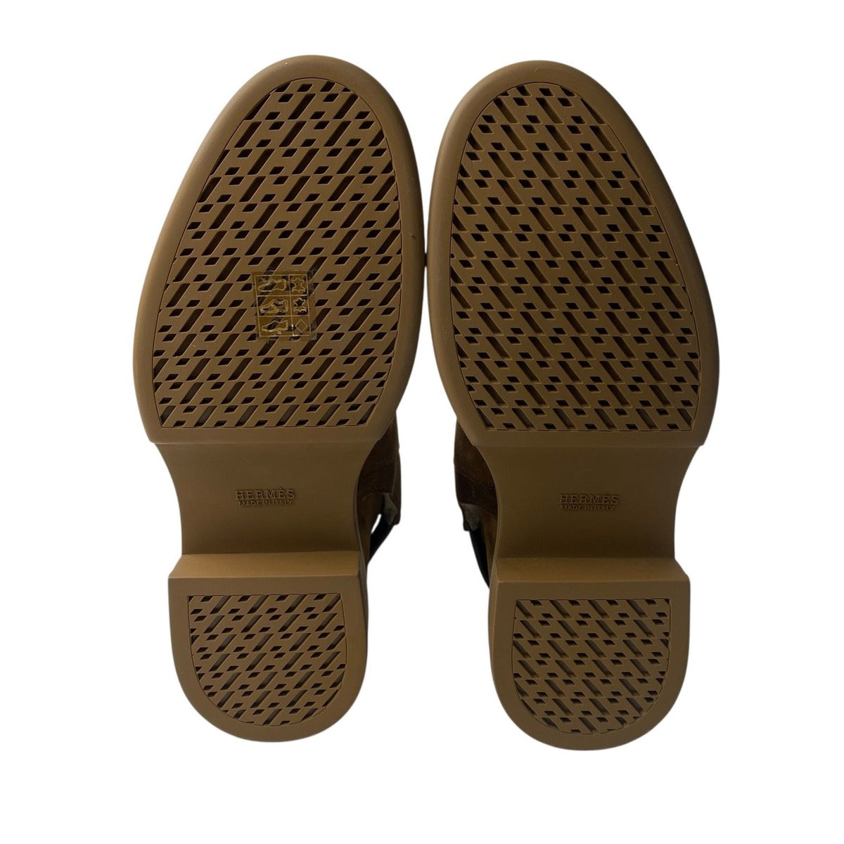 Hermes Kelly Short Boots Suede 35 — view 5
