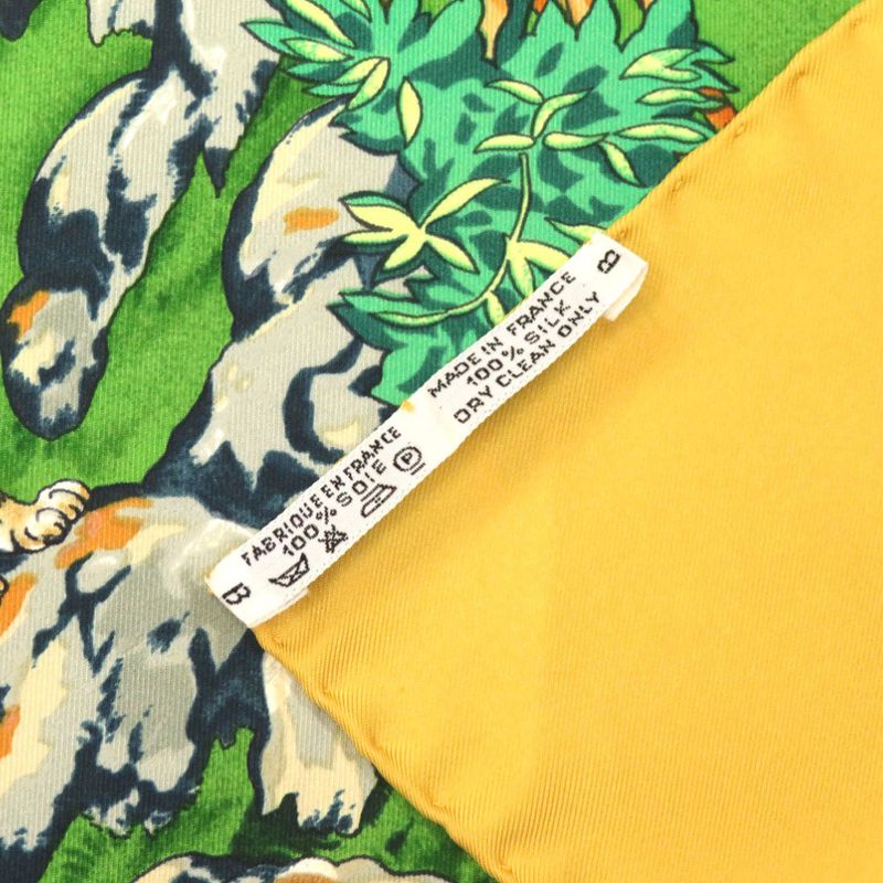Hermes Carre 90 Sichlian Sicilian Animals Sichuan Silk Yellow Scarf 0127 — view 3