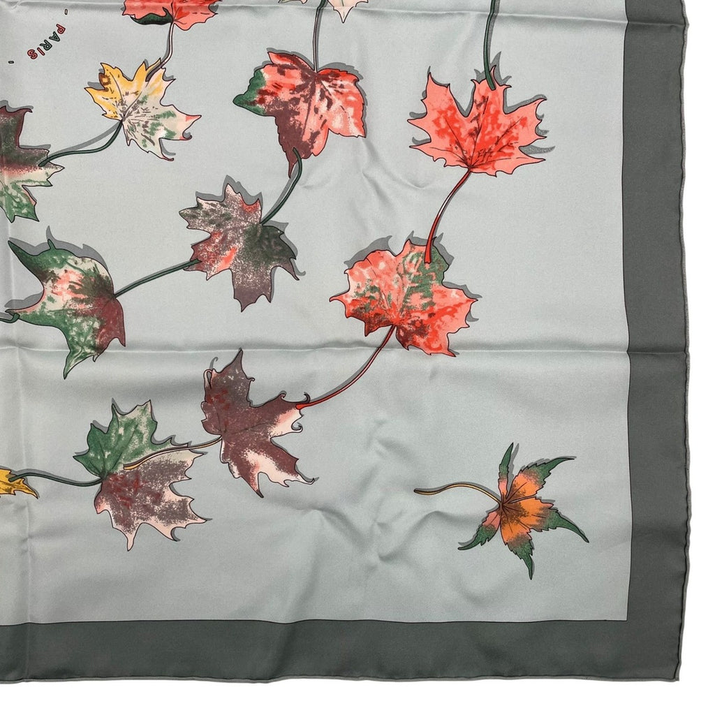 Hermes Carre 90 Scarf 100% Silk A Walk In The Park Maple Leaf Green Box — view 6
