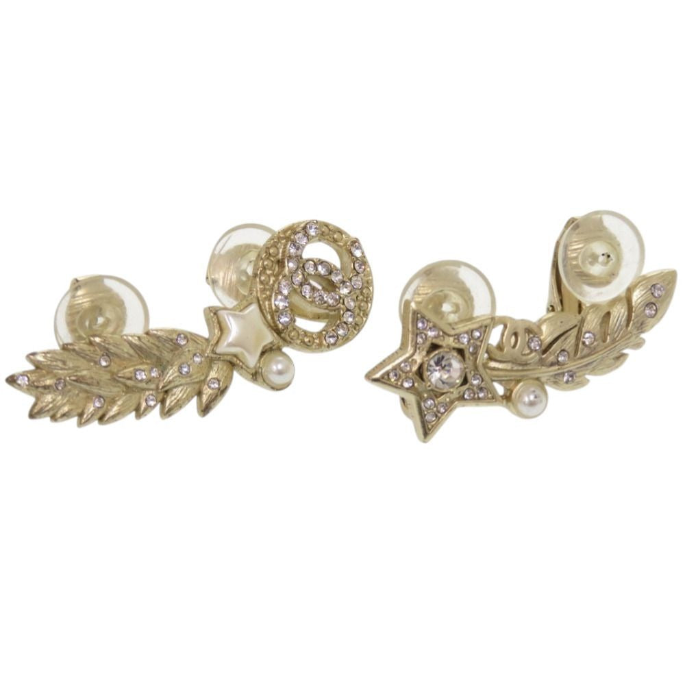 Chanel CC Logo Star Feather Metal Faux Pearl Stone Gold Earrings