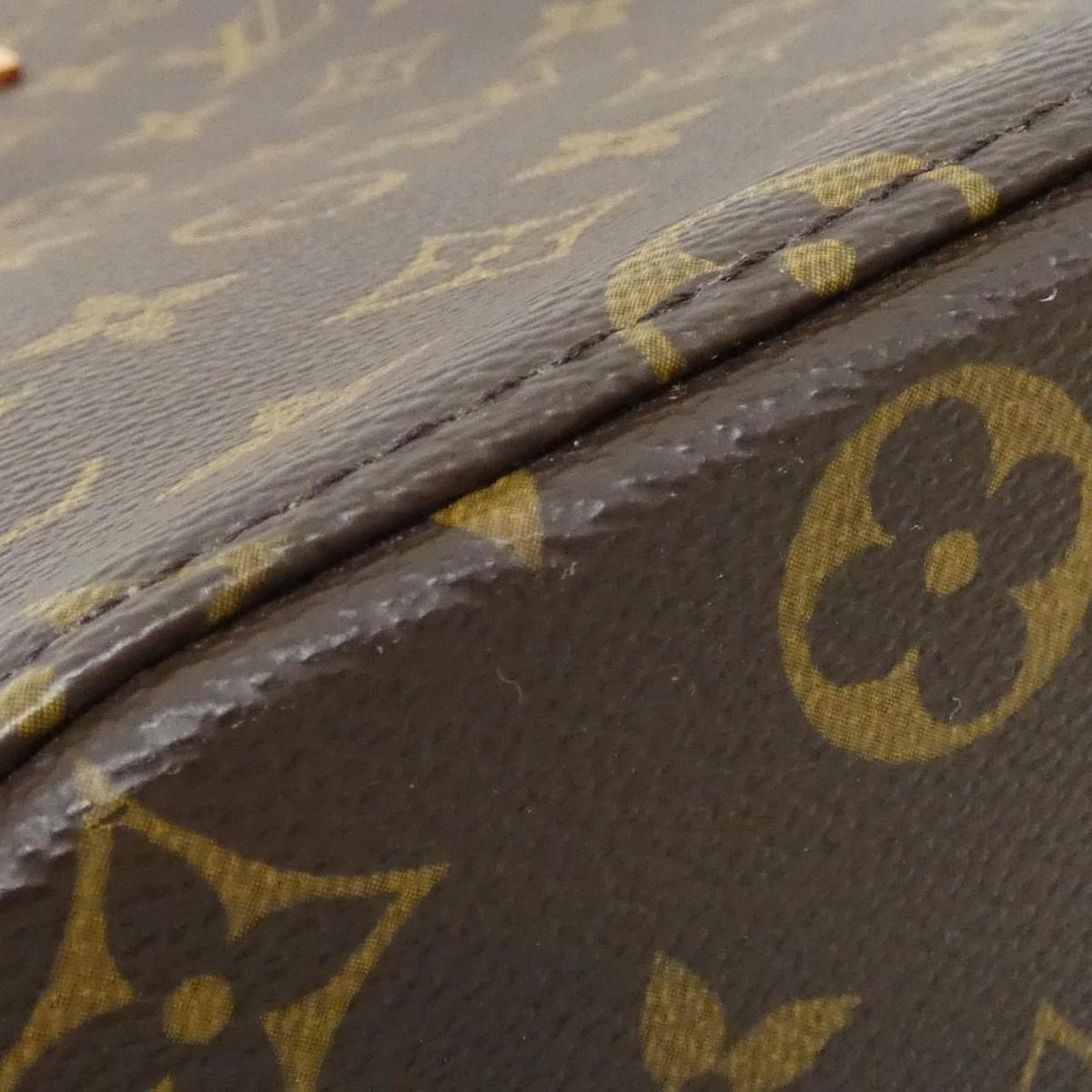 Louis Vuitton Monogram Vavin GM Bag — view 2