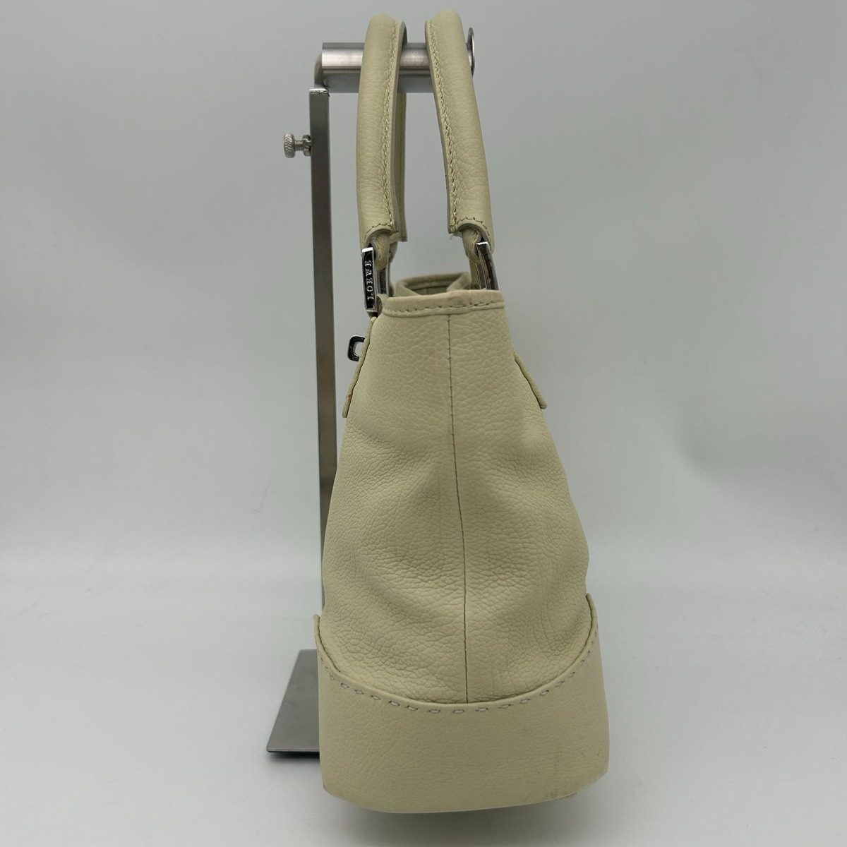 Loewe Amazona Justa Anagram Leather Handbag 311.54.028 — view 4