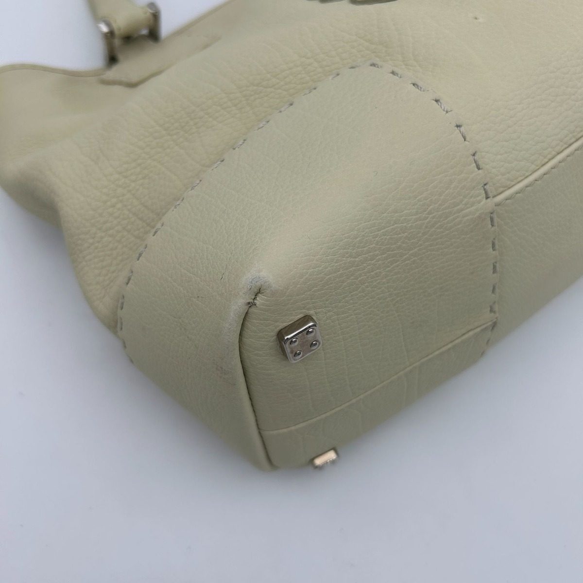 Loewe Amazona Justa Anagram Leather Handbag 311.54.028 — view 7