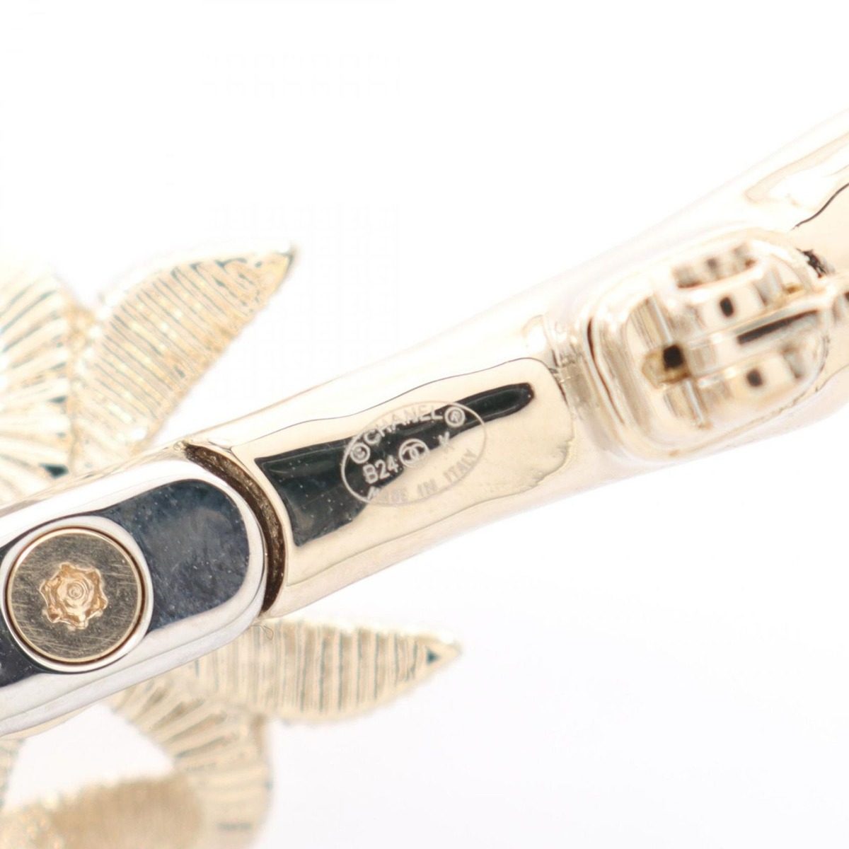 Chanel Brooch CC Logo White Inako — view 3