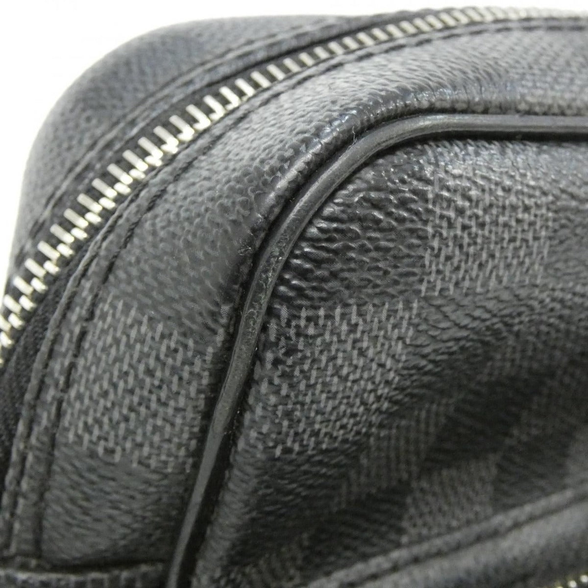 Louis Vuitton Damier Graphite Rem Shoulder Bag — view 5