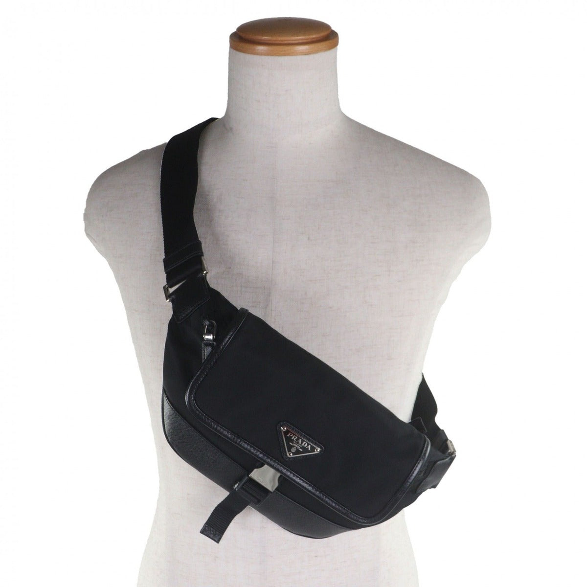 Prada Nylon Leather Triangle Logo Plate Re-Nylon Belt Bag Black — view 2
