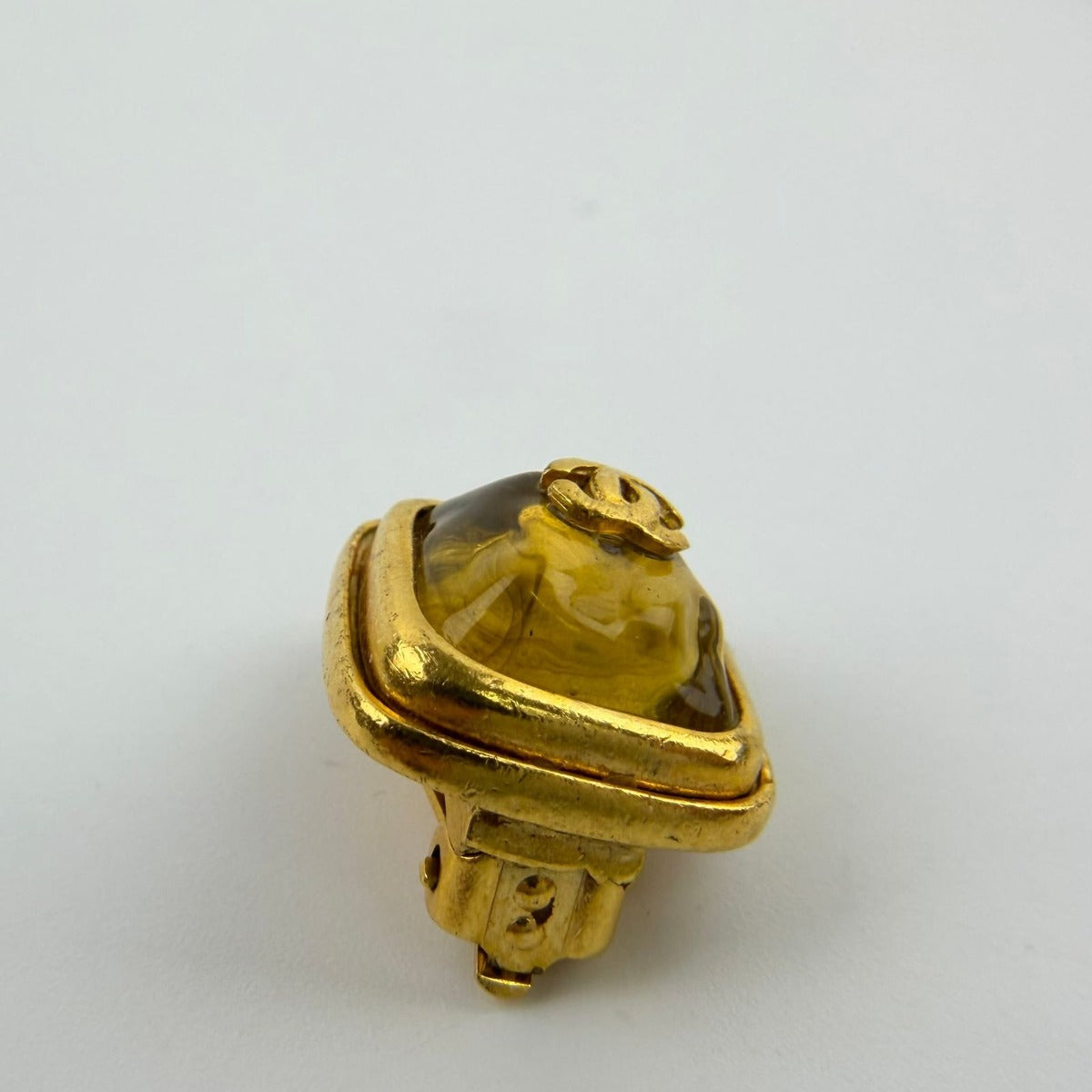 Chanel CC Logo One Earrings Gold Vintage — view 5
