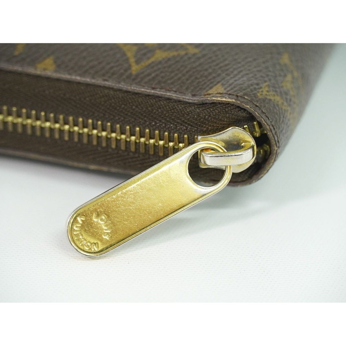 Louis Vuitton LV Zippy Wallet Monogram Zip Around Brown — view 6