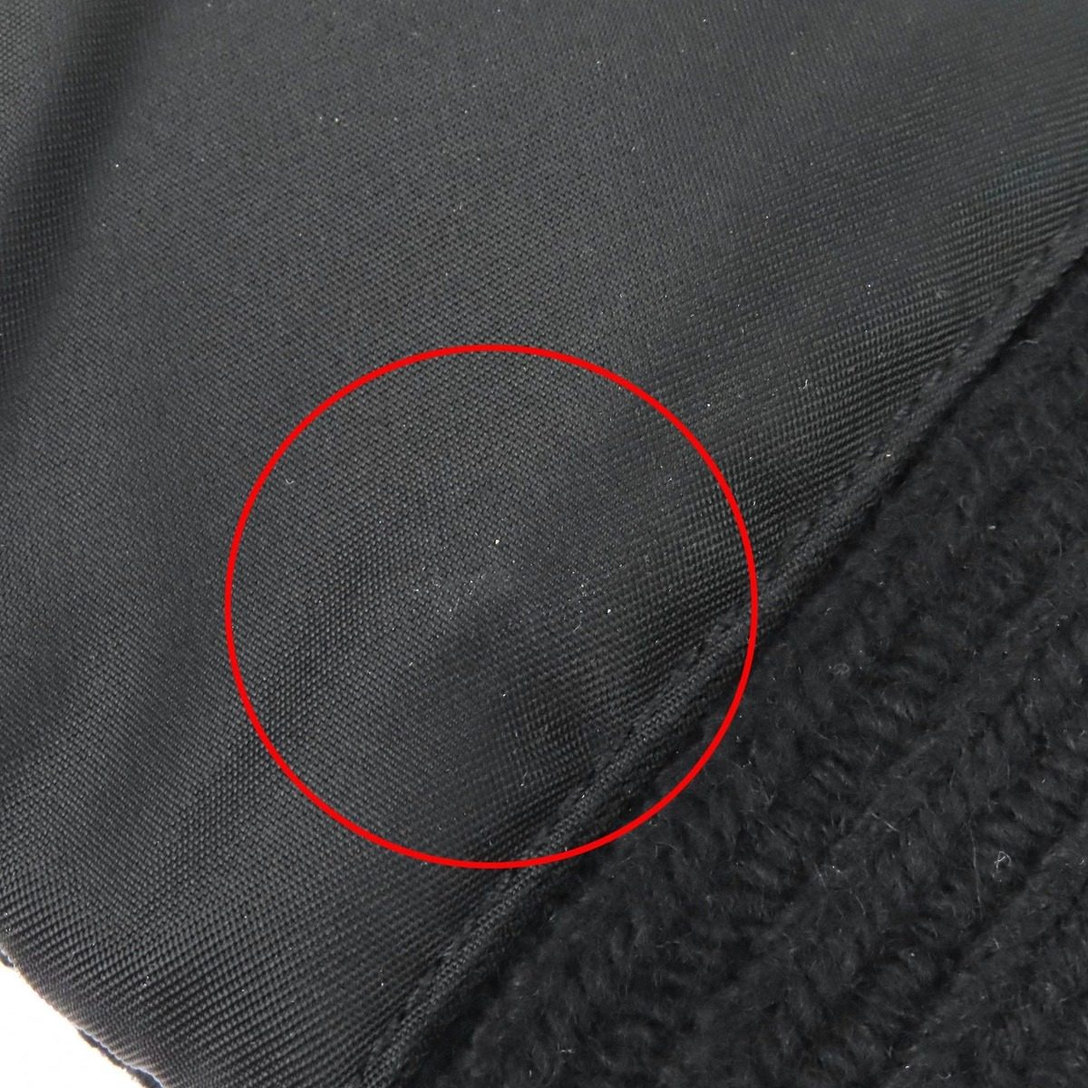 Prada Made Virgin Wool Cashmere Re-Nylon Triangle Logo Plat Rib Knit Gloves — view 8