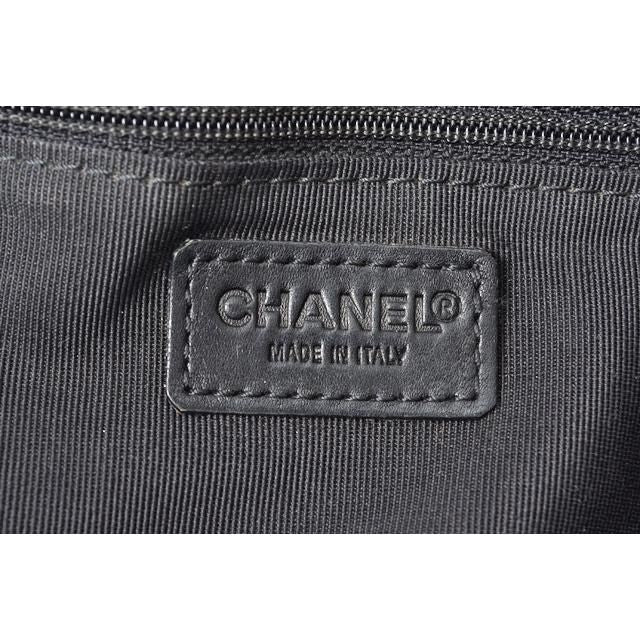Chanel Tote A4 Caviar Leather Black — view 7