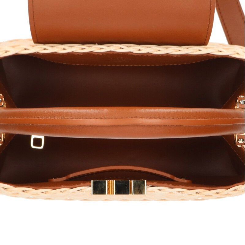 Louis Vuitton Capucines Shoulder Bag — view 3