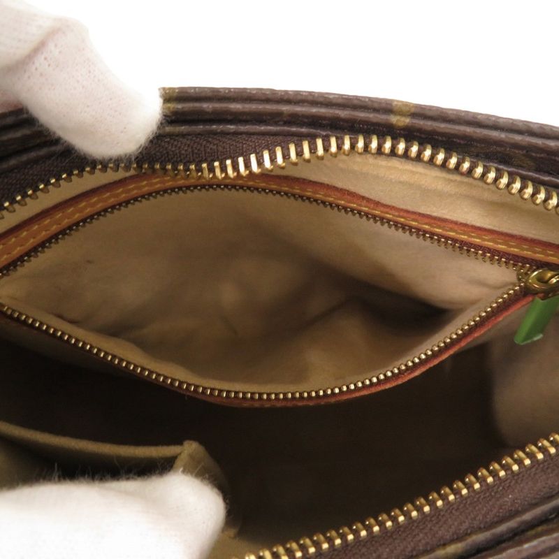 Louis Vuitton Monogram Looping MM Shoulder Bag 0161 — view 6