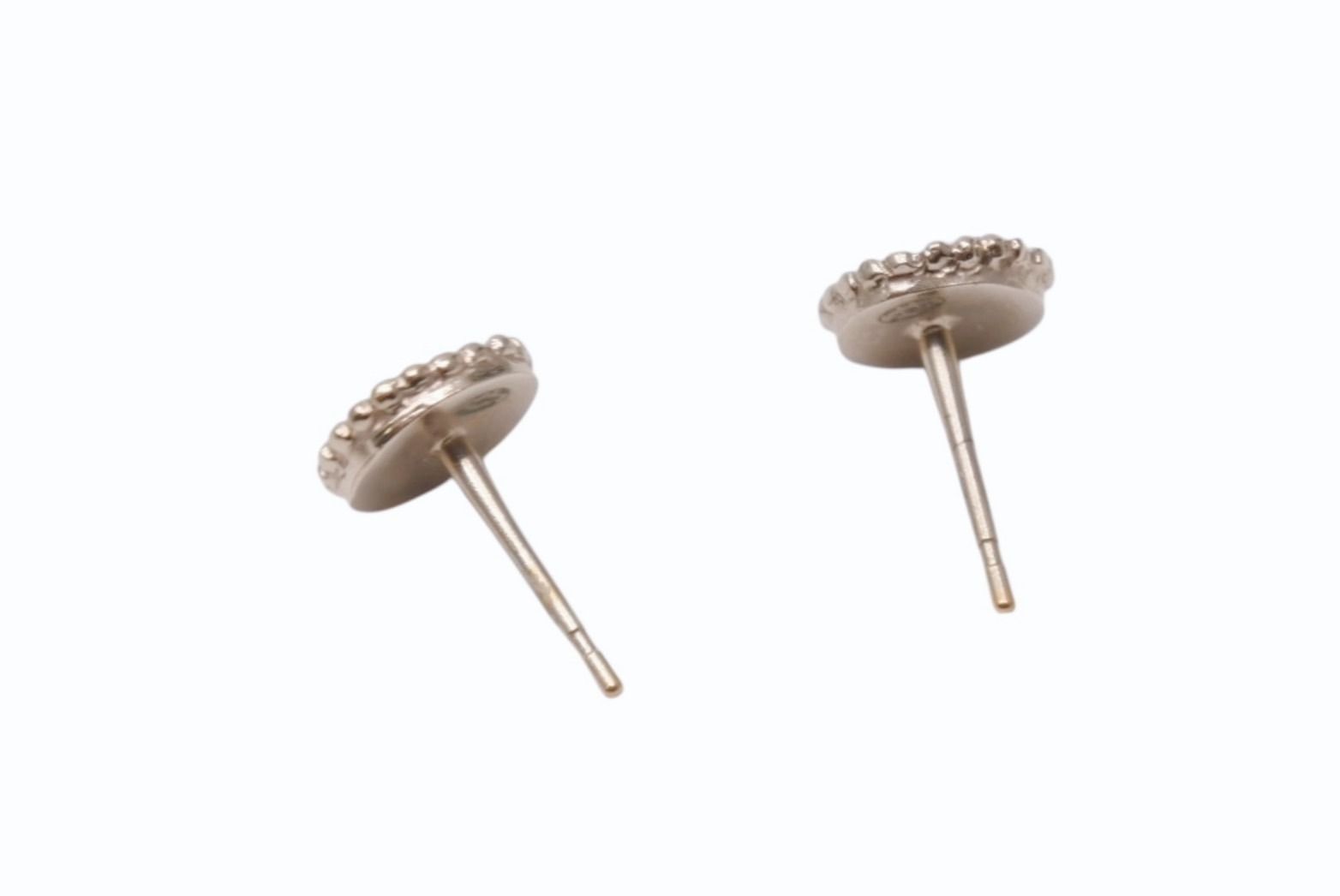 Chanel CC Logo Earrings White Gold White — view 4
