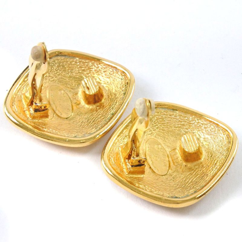 Chanel Coco Mark Rhombus Vintage Gold Plated 30 g Earrings — view 5