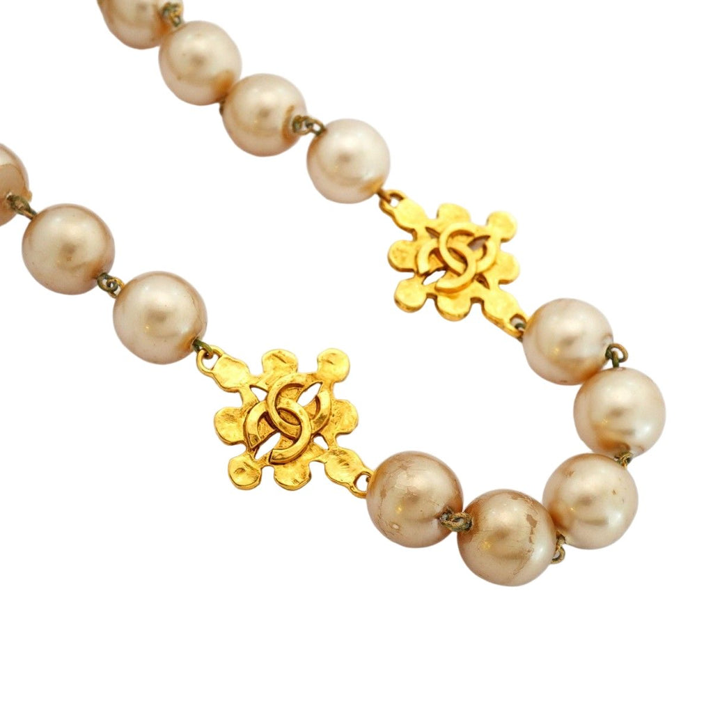 Chanel Necklace Vintage CC Logo Gold Plated Faux Pearl — view 2