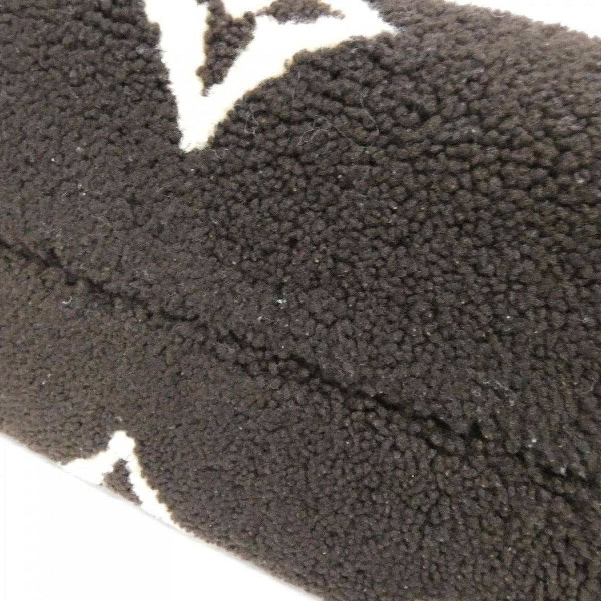 Louis Vuitton Monogram Teddy On The Go GM Bag — view 2