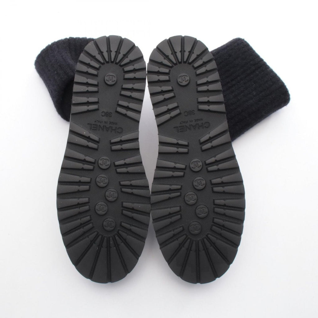 Chanel Boots CC Logo BK Fabric Leather — view 4