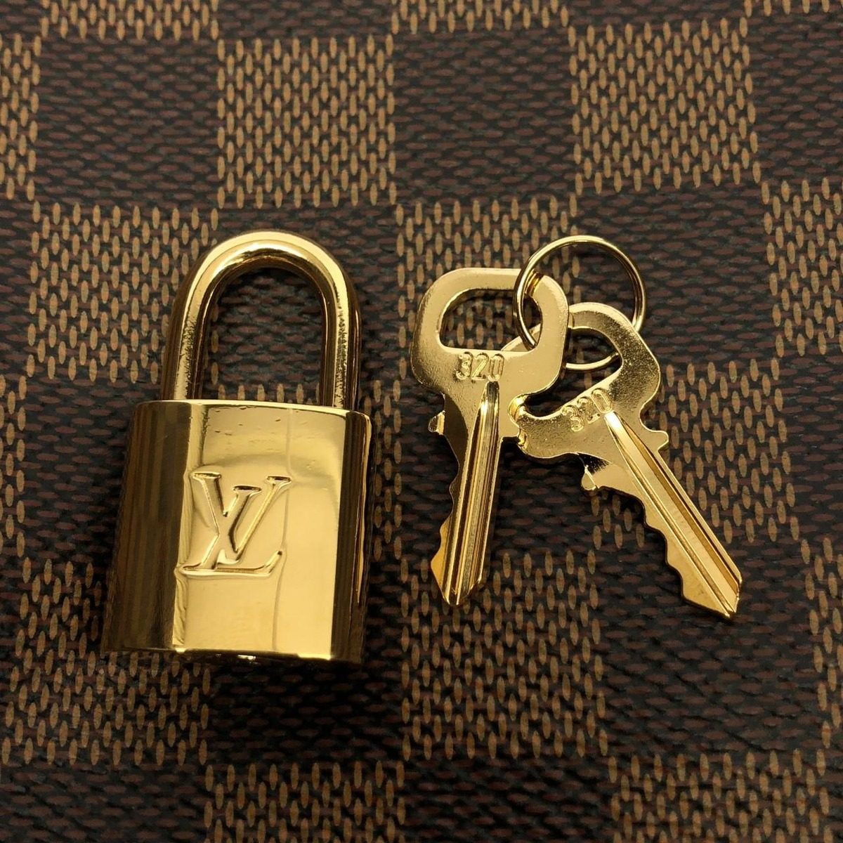 Louis Vuitton Damier Speedy Bandouliere 35 cm Boston Bag — view 3