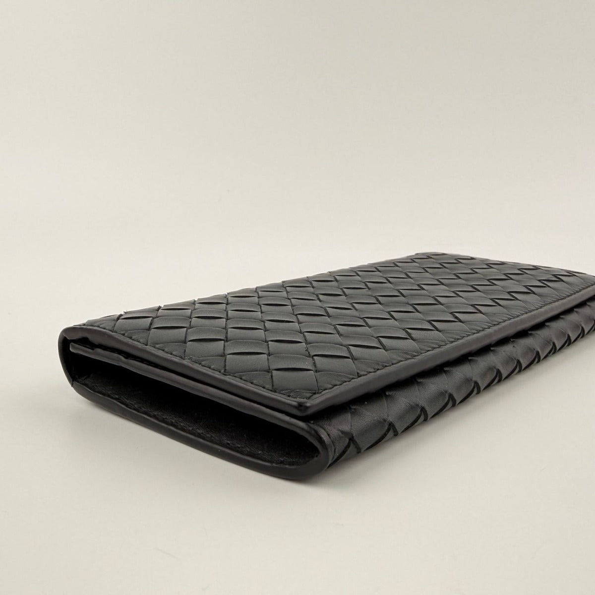 Bottega Veneta Intrecciato Wallet Black Leather Vintage — view 5