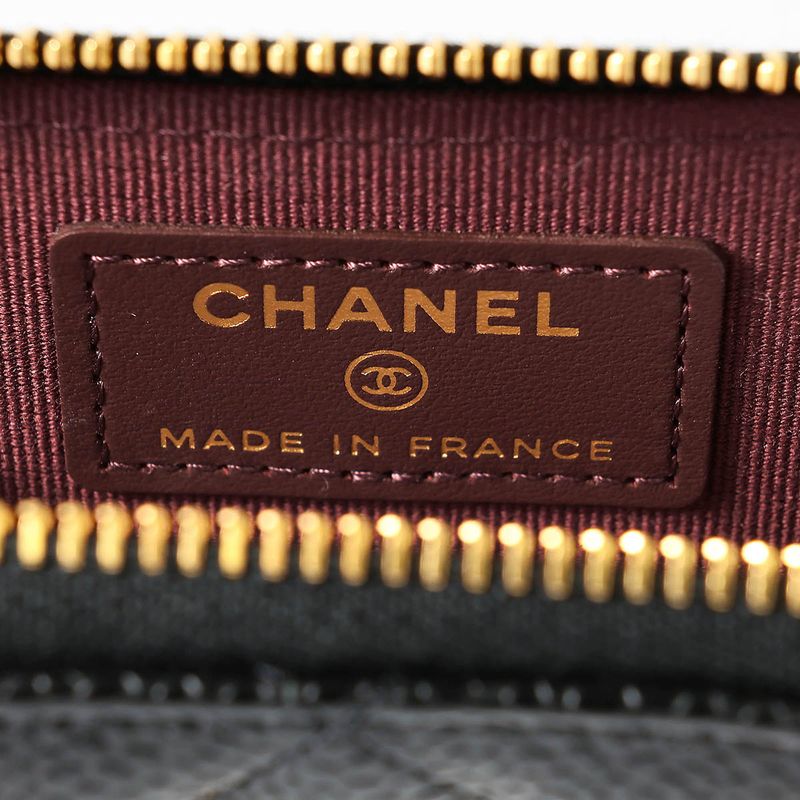 Chanel Coin Case Classic Zip Purse Black — view 6