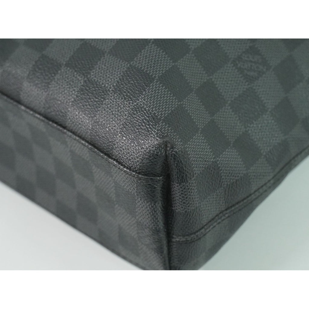 Louis Vuitton LV Mick MM Damier Graphite Shoulder Bag Pochette Black — view 4