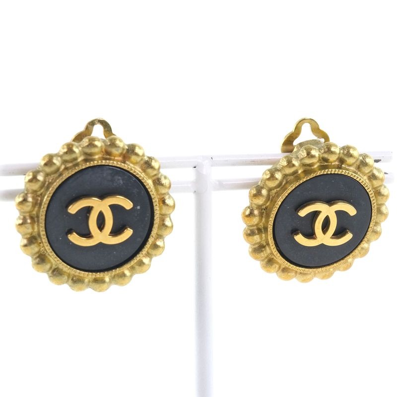 Chanel Coco Mark Vintage Gold Plated Black 95 P 27.0 g Earrings — view 2