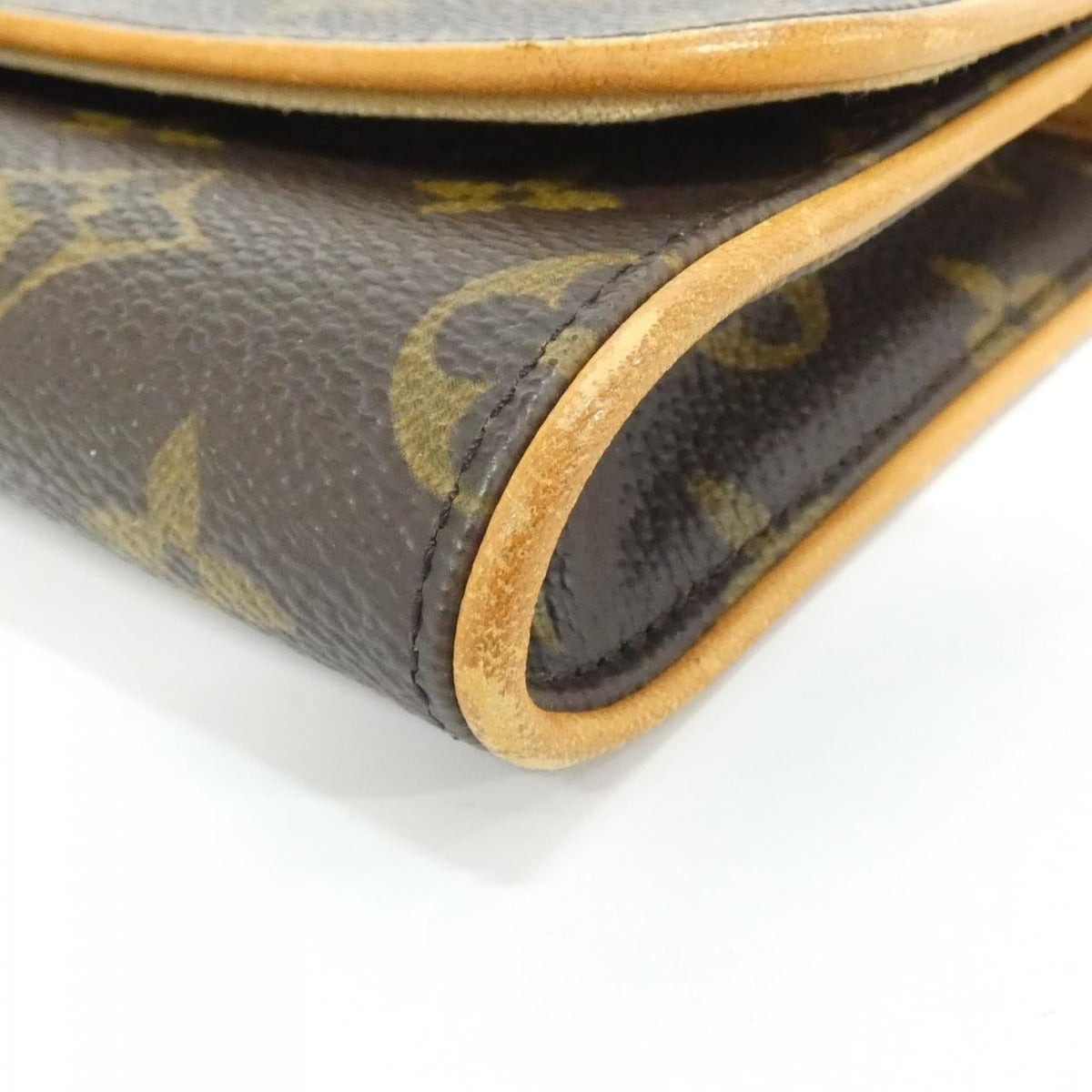 Louis Vuitton Monogram Pochette Twin GM Shoulder Bag Brown Marron — view 3