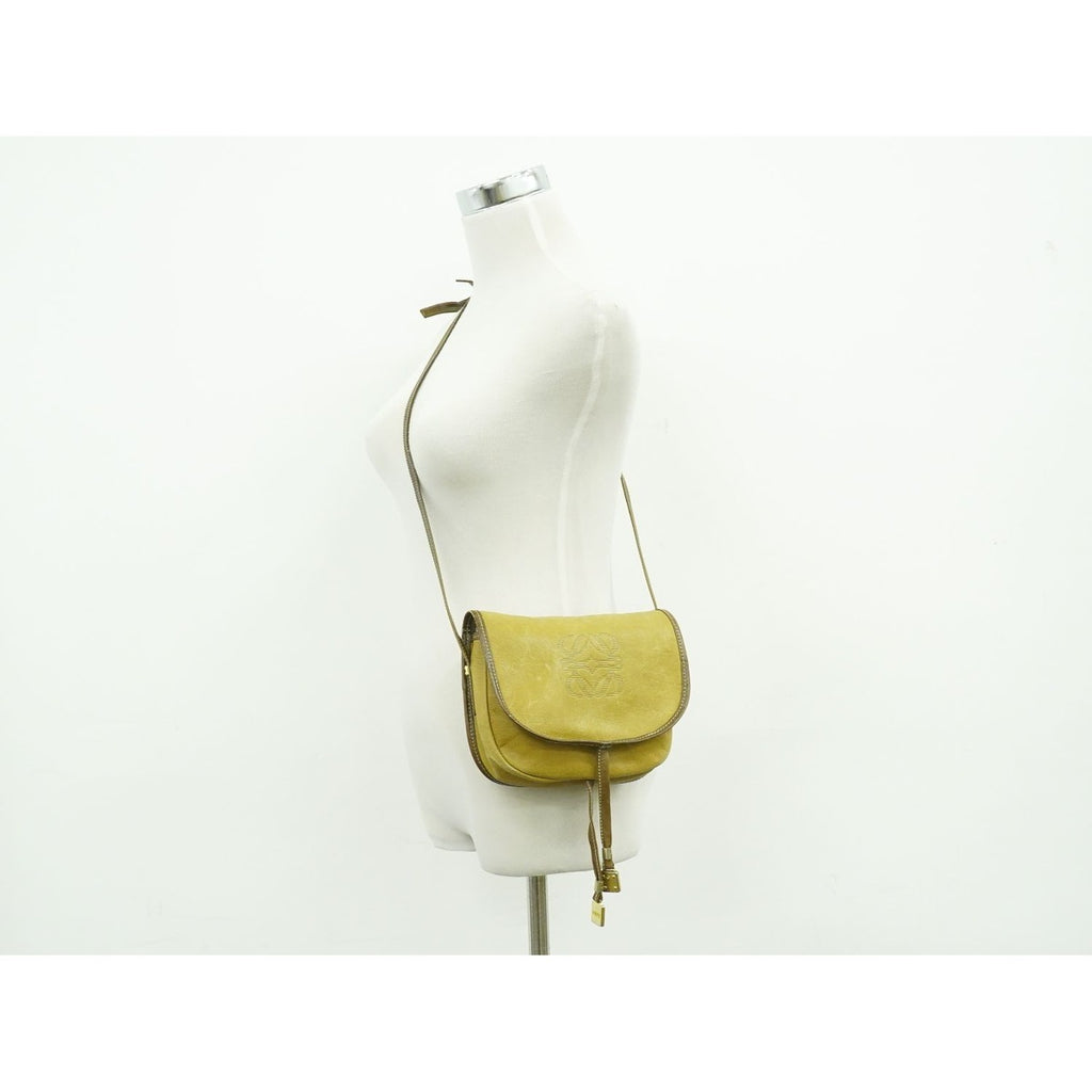 Loewe Anagram Shoulder Bag Pochette Leather Camel Outside — view 6