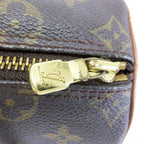 Louis Vuitton Papillon 26 Handbag Monogram Brown Gold Hardware — view 9