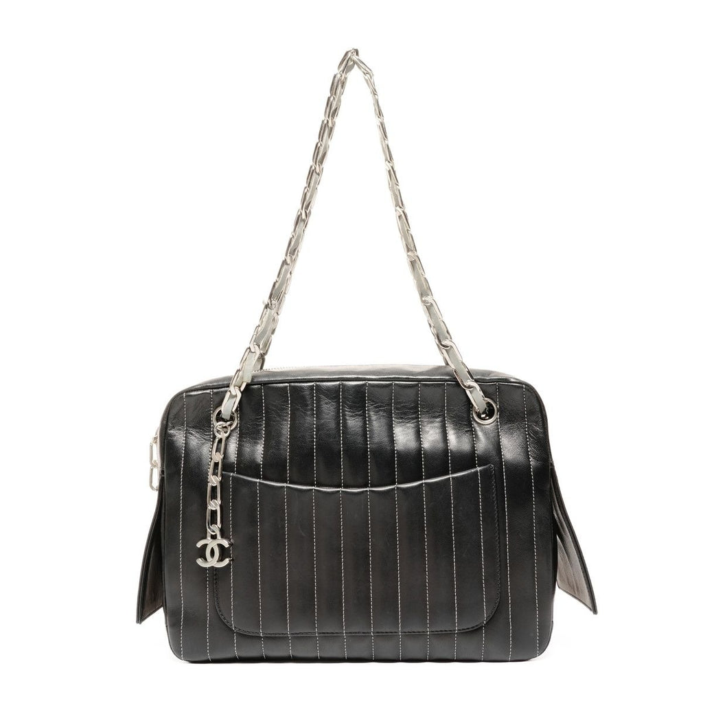 Chanel Shoulder Bag Lambskin Chain Torn Inside