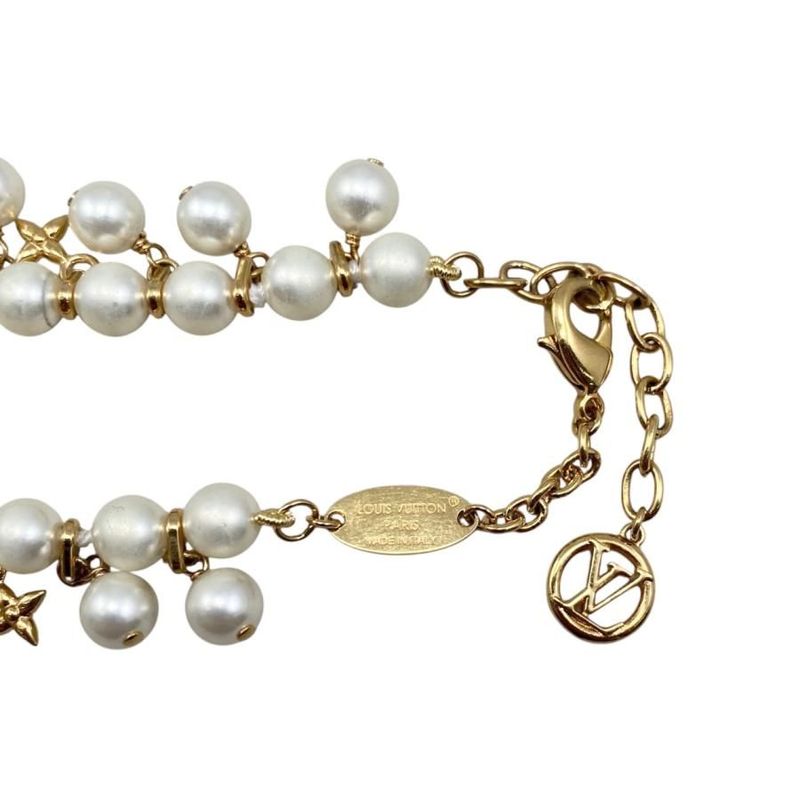 Louis Vuitton Bracelet Pearl River M1685 a Monogram Flower Logo White — view 9