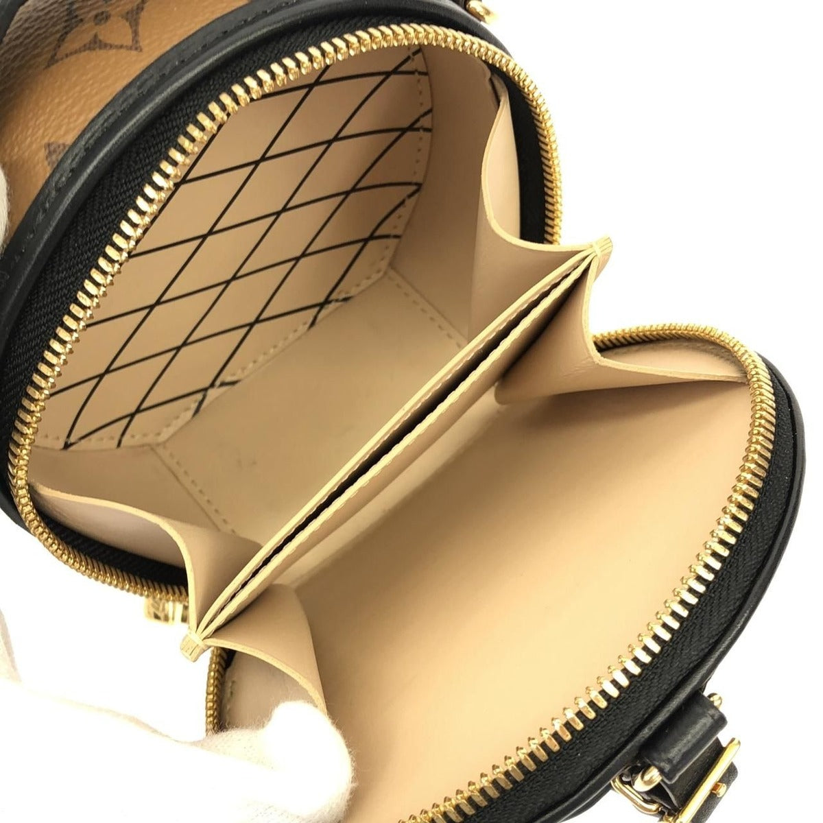 Louis Vuitton Monogram Reverse Mini Boite Chapeau Shoulder Bag — view 7