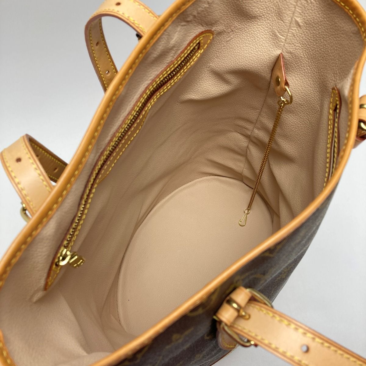 Louis Vuitton Monogram Bucket GM Tote Bag — view 3