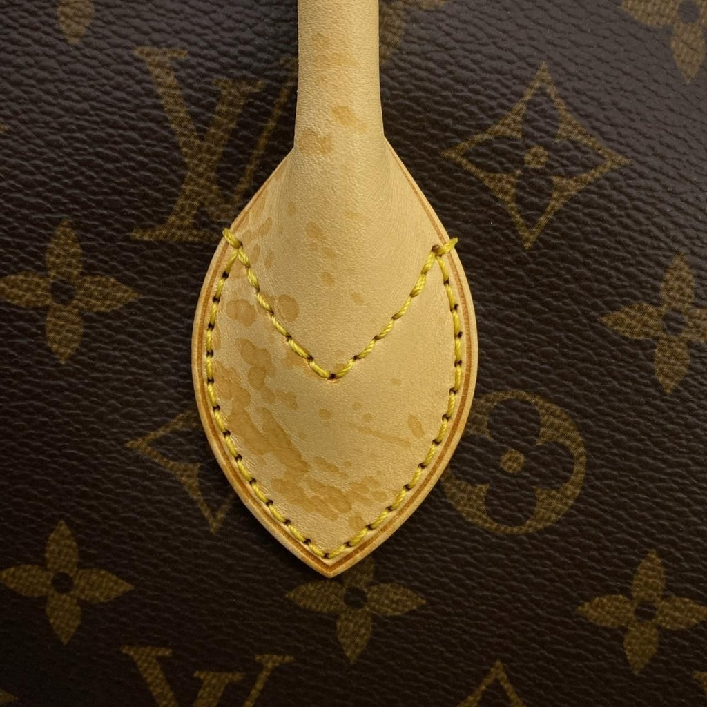 Louis Vuitton Monogram Lockit MM Bag — view 3