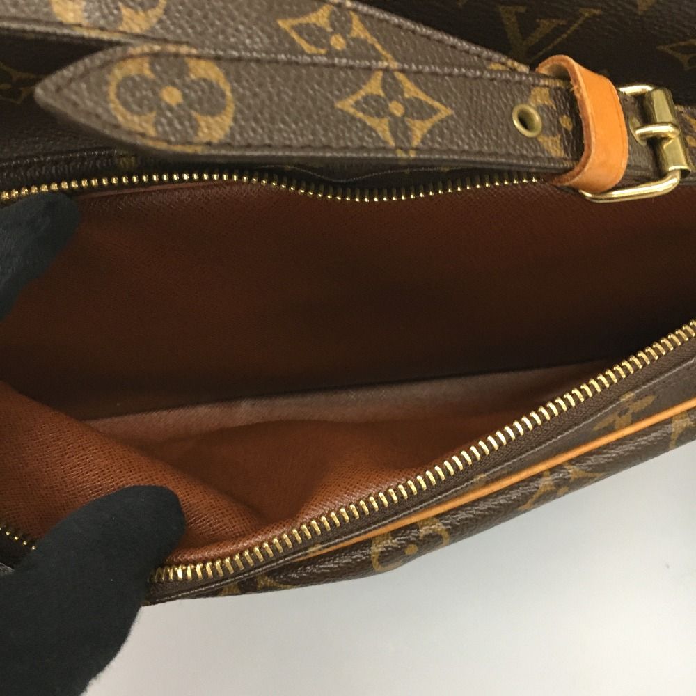 Louis Vuitton Shoulder Bag Brown — view 5