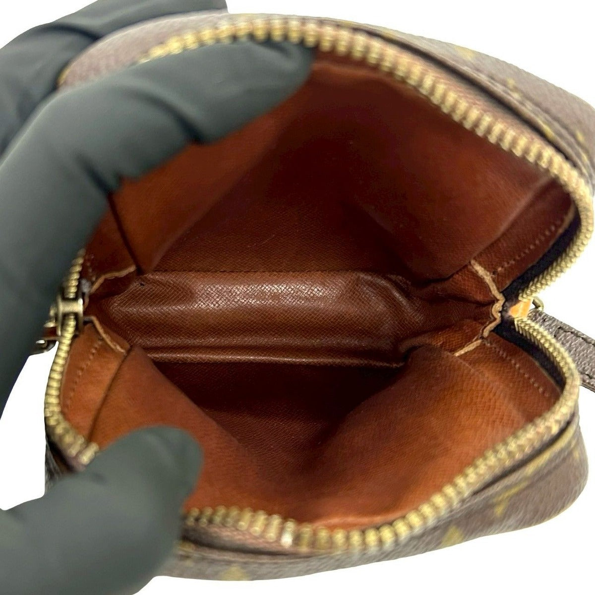 Louis Vuitton Vintage Mini Danube Monogram Leather Shoulder Bag Pochette Brown — view 9