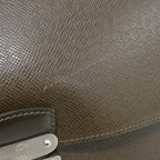 Louis Vuitton Taiga Robusto Bag Grizzly Mat — view 6