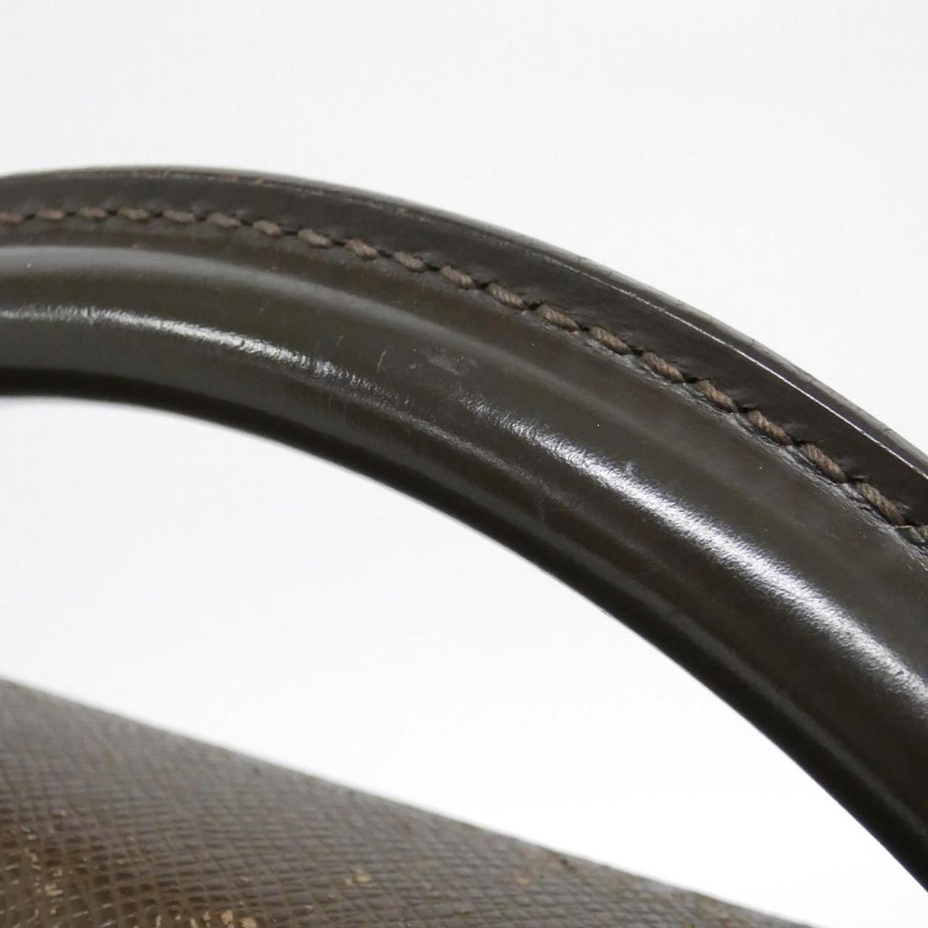 Louis Vuitton Taiga Robusto Bag Grizzly Mat — view 8