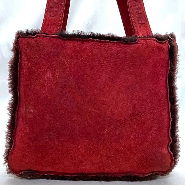 Chanel Mouton Bag Handbag Red — view 3