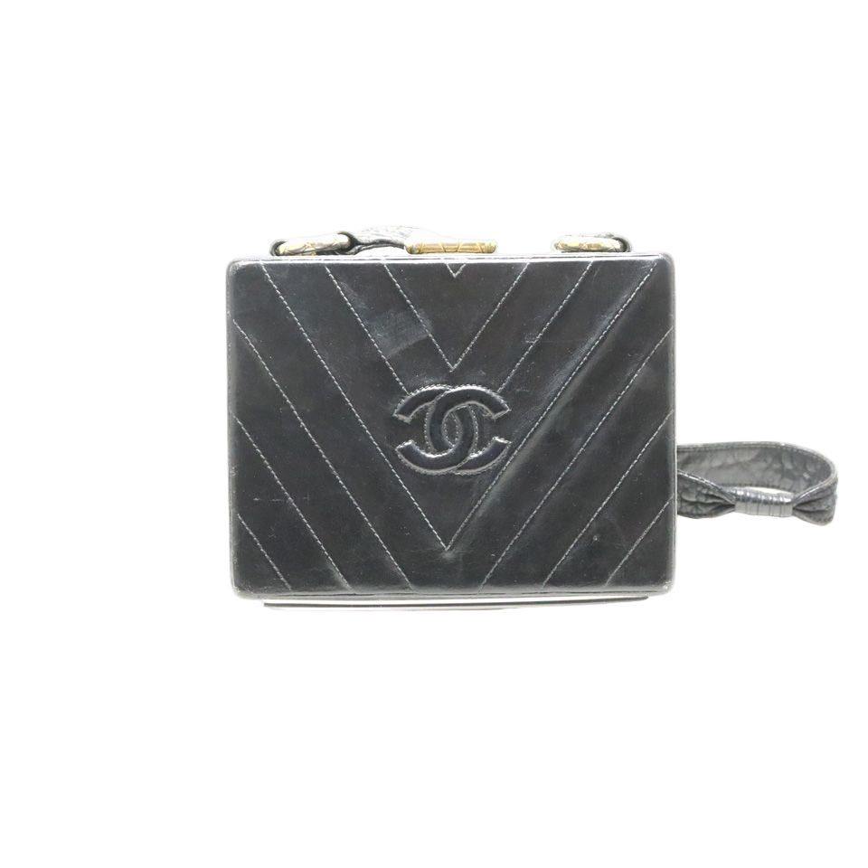 Chanel Stitch GD Leather Shoulder Bag
