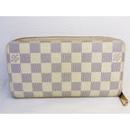 Louis Vuitton Azur Zippy Wallet White — view 2