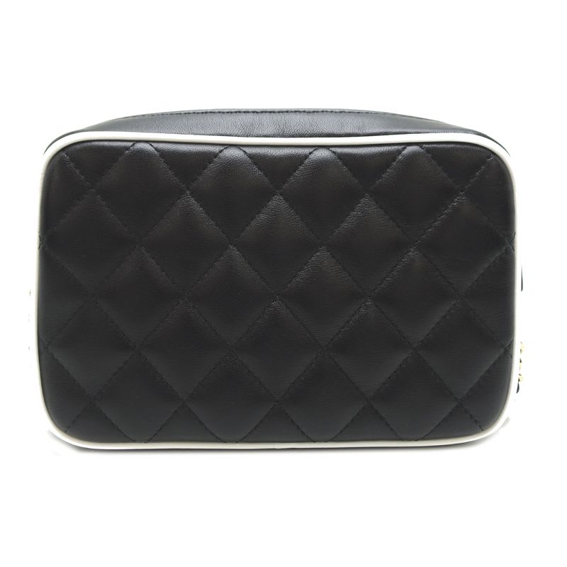 Chanel Shoulder Bag Quilted Chain Clutch Ap4516 — view 3