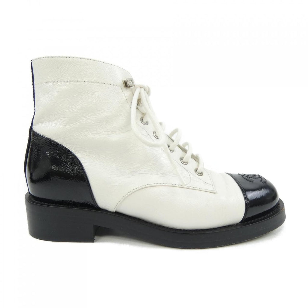 Chanel Lace Up Boots Black White