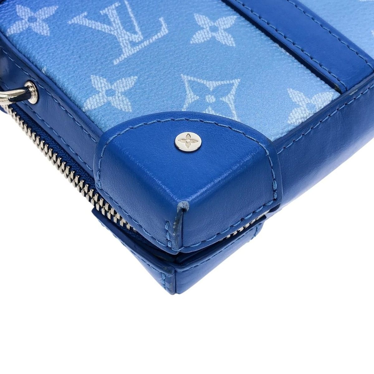 Louis Vuitton Monogram LV Clouds Soft Trunk Wallet — view 3