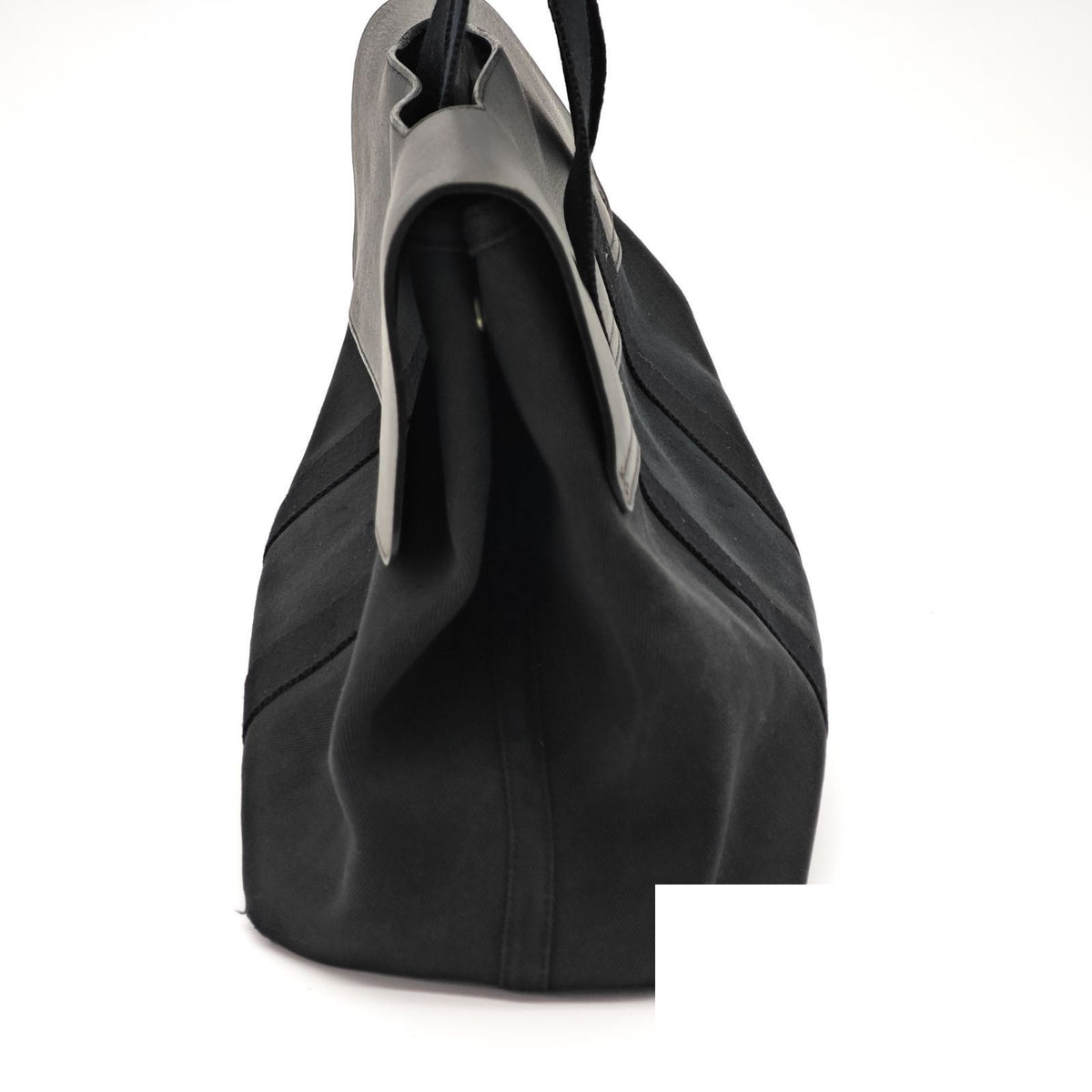 Hermes Valparaiso MM Bag Handbag Black Noir Bag — view 4